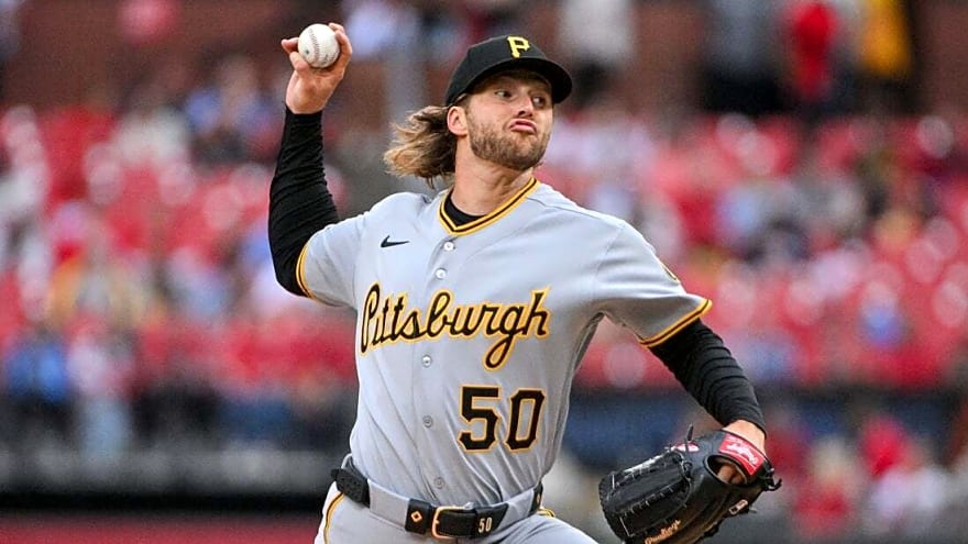 Carmen Mlodzinski gets plenty of support as Pirates shut out Cardinals