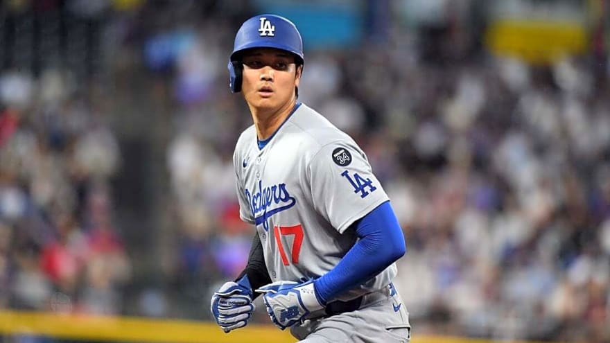 Max Muncy knocks in six as Dodgers slam Rockies