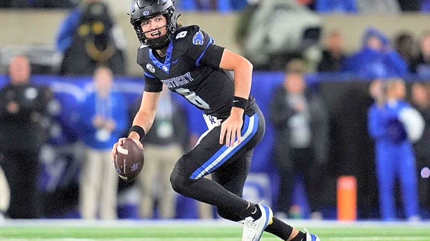 Freshman QB leads Kentucky into Auburn with Tigers at crossroads