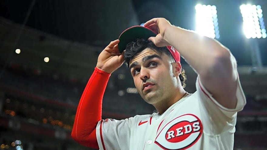 Reds ride Sal Stewart's power surge into finale vs. Giants