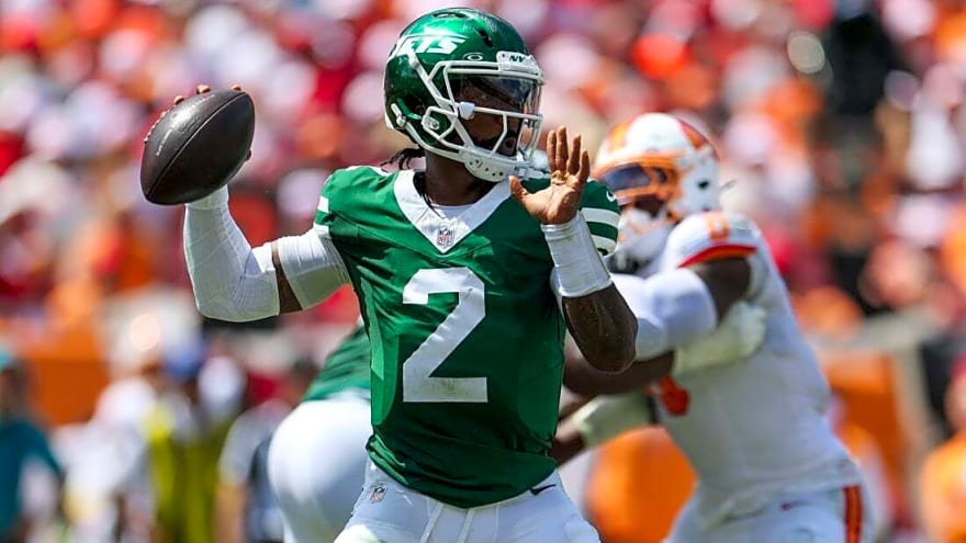 Knee injury impacting Jets QB Tyrod Taylor