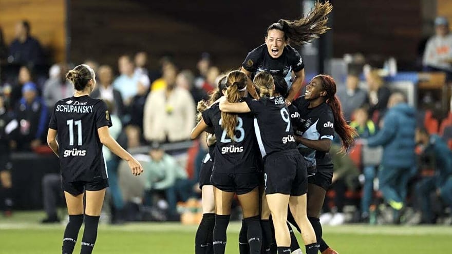 US star Rose Lavelle scores late to give Gotham FC another NWSL title