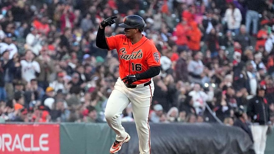 Rafael Devers homers to power Giants past Pirates