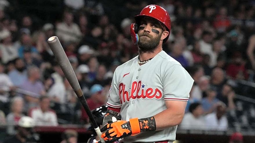 Phils dump D-backs, extend win streak behind Bryce Harper's 4 hits