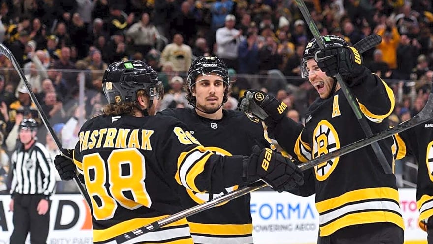 Bruins coast past Flames to begin homestand