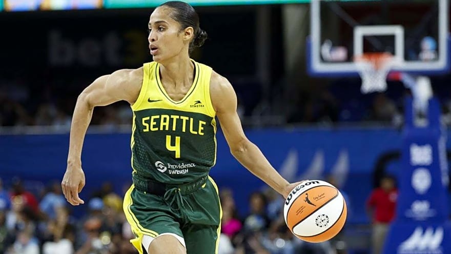 Storm try to carry road success back home to face surging Sparks