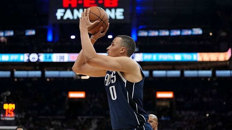 Mavericks G Dante Exum needs another knee surgery, done for season
