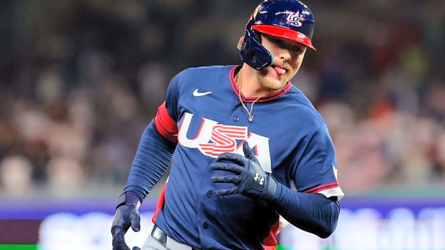 USA generates enough power to edge Dominican Republic in WBC semifinals