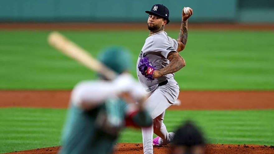 Aaron Judge, Luis Gil star as Yankees stifle Red Sox