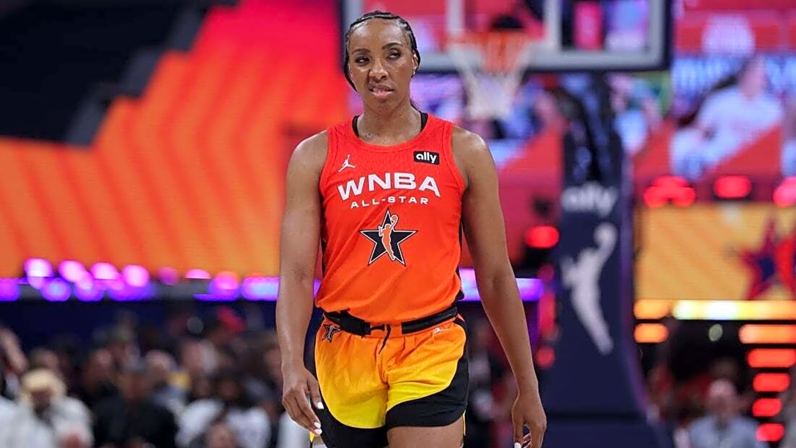 Valkyries&#39; All-Star F Kayla Thornton (knee) to miss rest of season