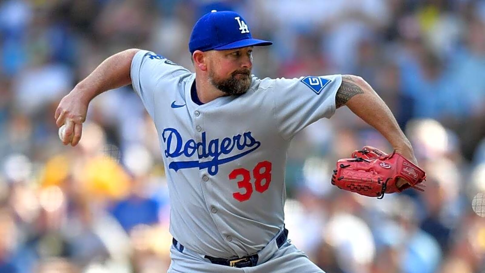 Dodgers activate RHP Kirby Yates to bolster bullpen