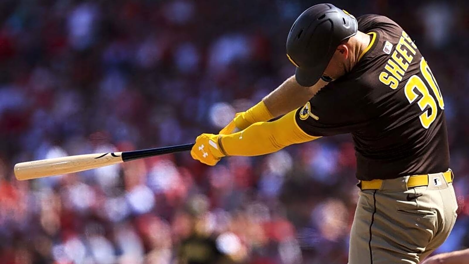 Gavin Sheets blast lifts Padres past Reds