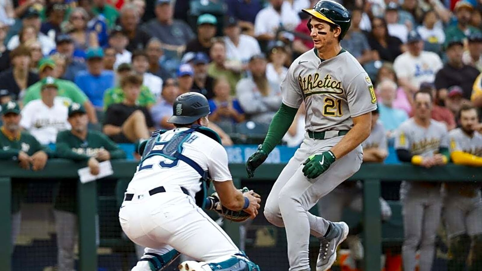 A&#39;s get past Mariners in 10 on Shea Langeliers double