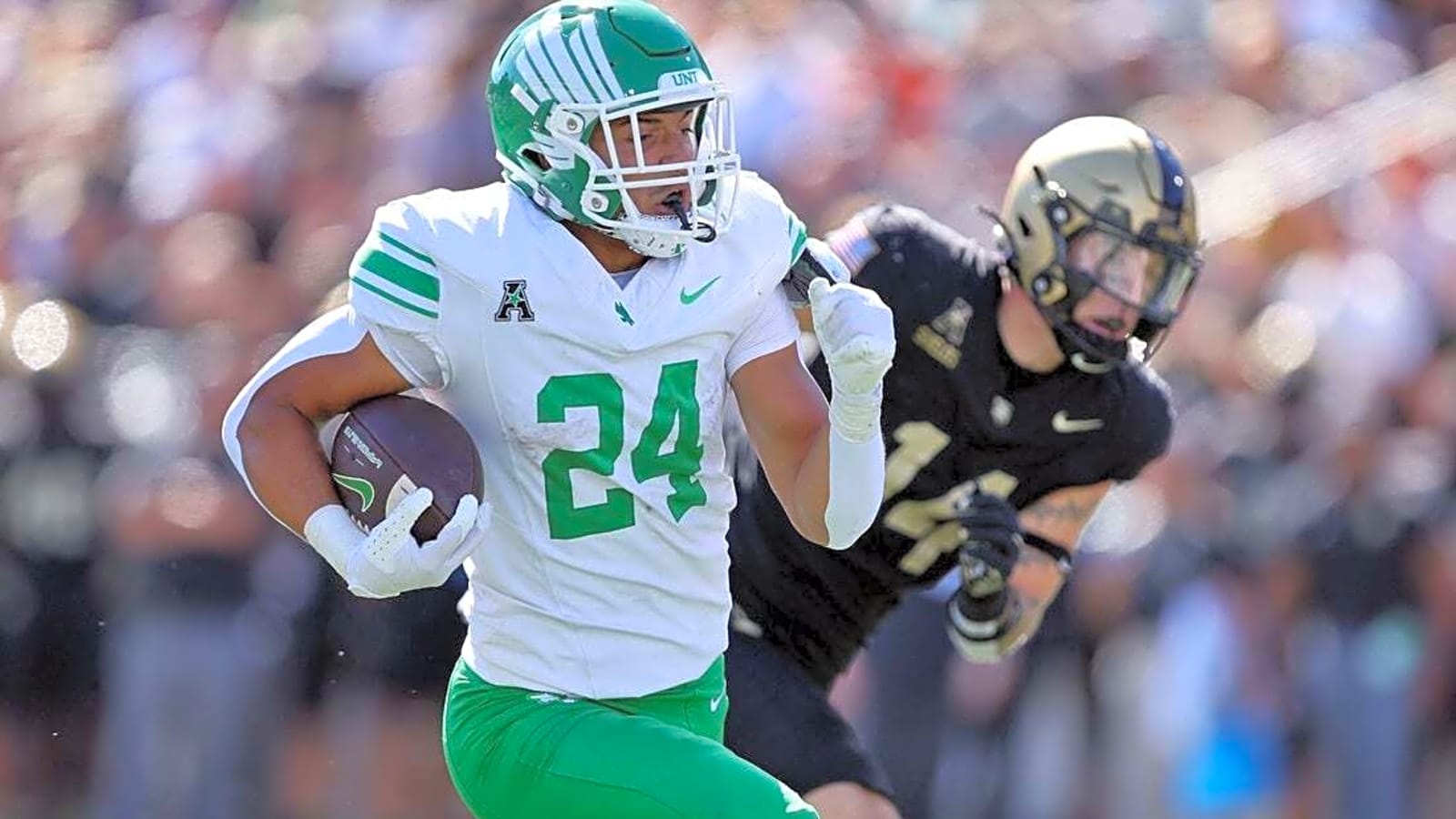 North Texas star RB Caleb Hawkins headed to transfer portal