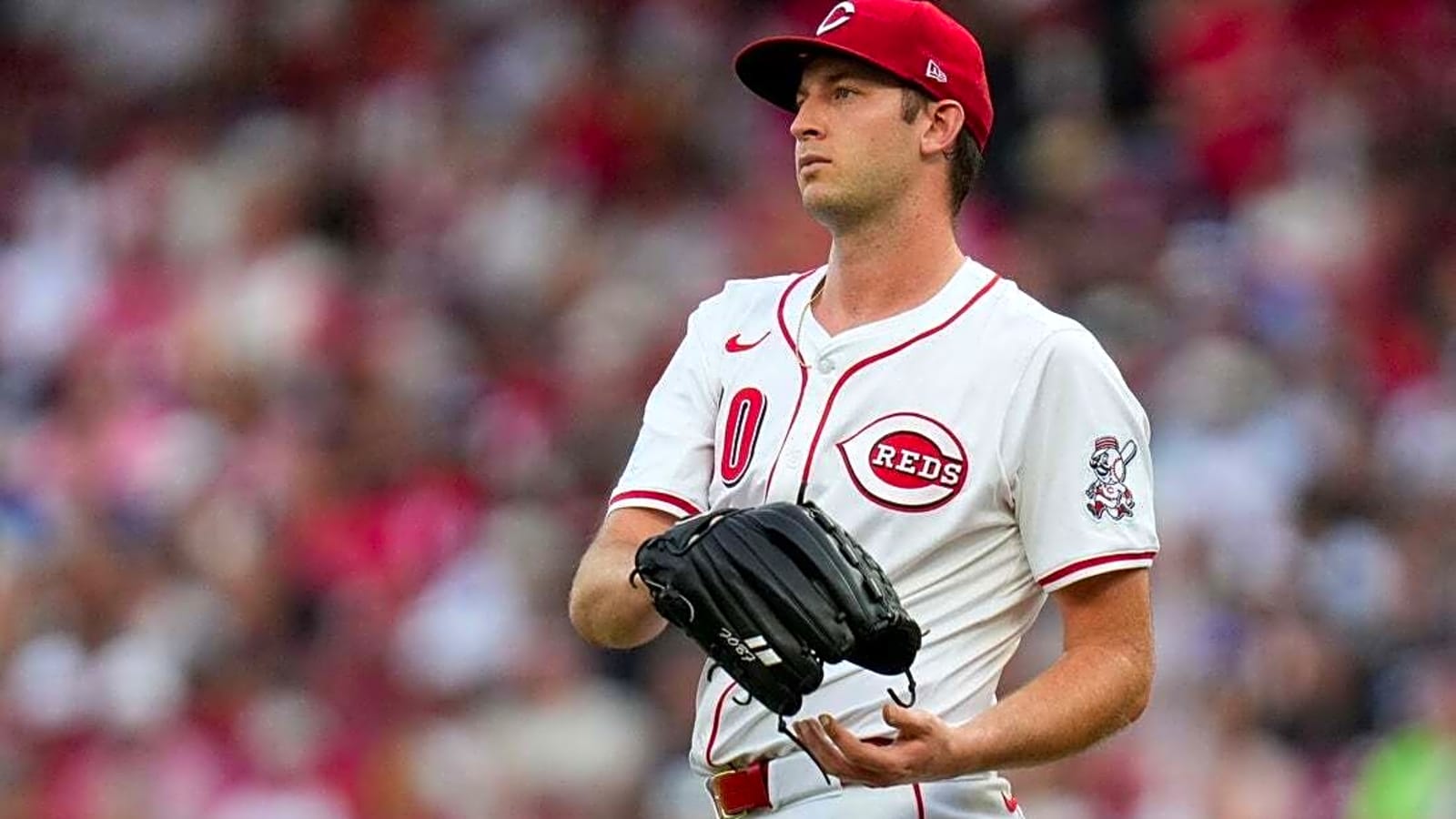 Reds place LHP Nick Lodolo (finger) on 15-day IL