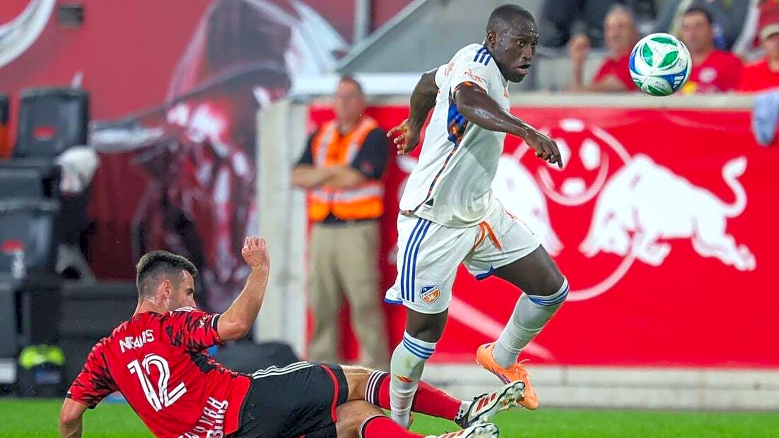 Kevin Denkey again the hero as FC Cincinnati edge Red Bulls