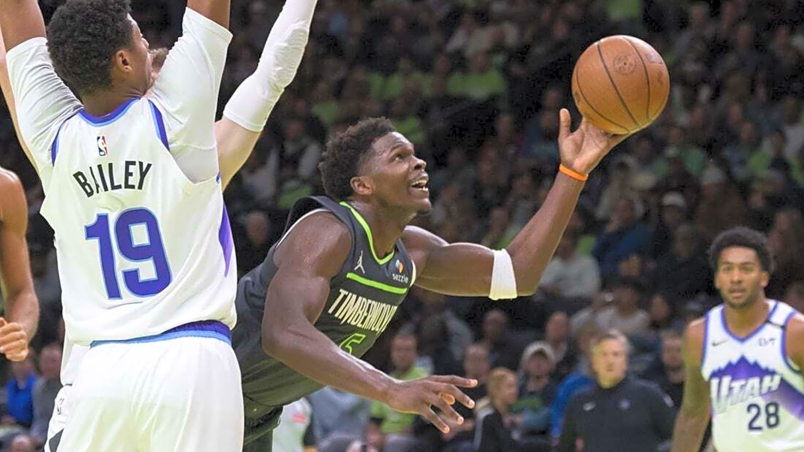 High-scoring Anthony Edwards, Wolves on quest to silence Jazz