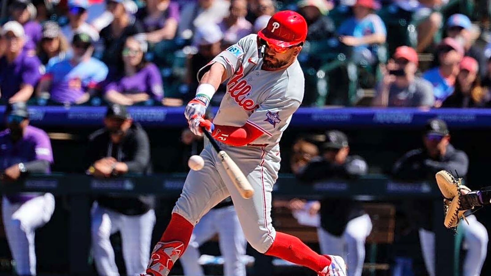 Phillies work to get bats going in series opener against Giants