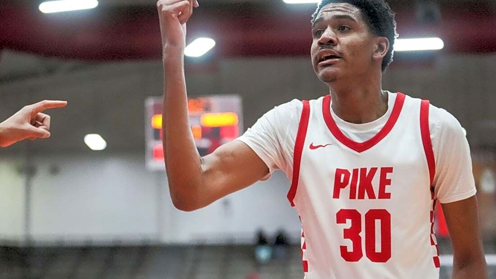 5-star junior C Isaiah Hill commits to Purdue