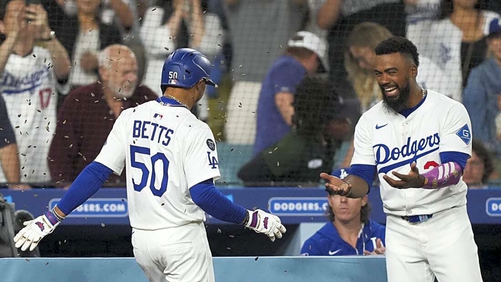 Teoscar Hernandez belts 2 homers as Dodgers top Rockies