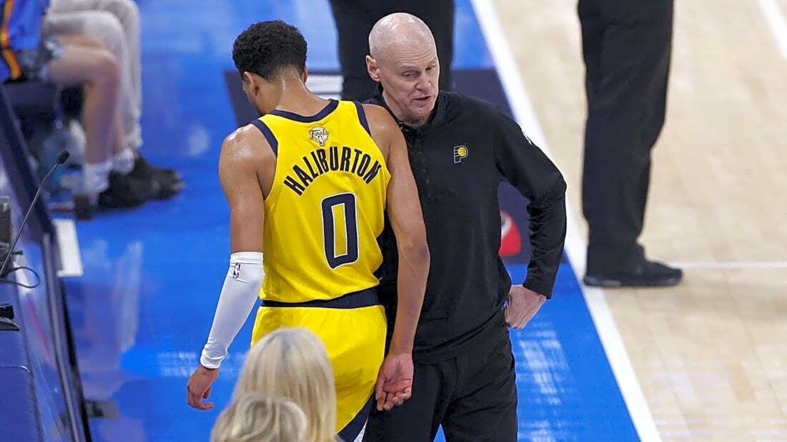 Report: Pacers&#39; Tyrese Haliburton limited by calf tightness