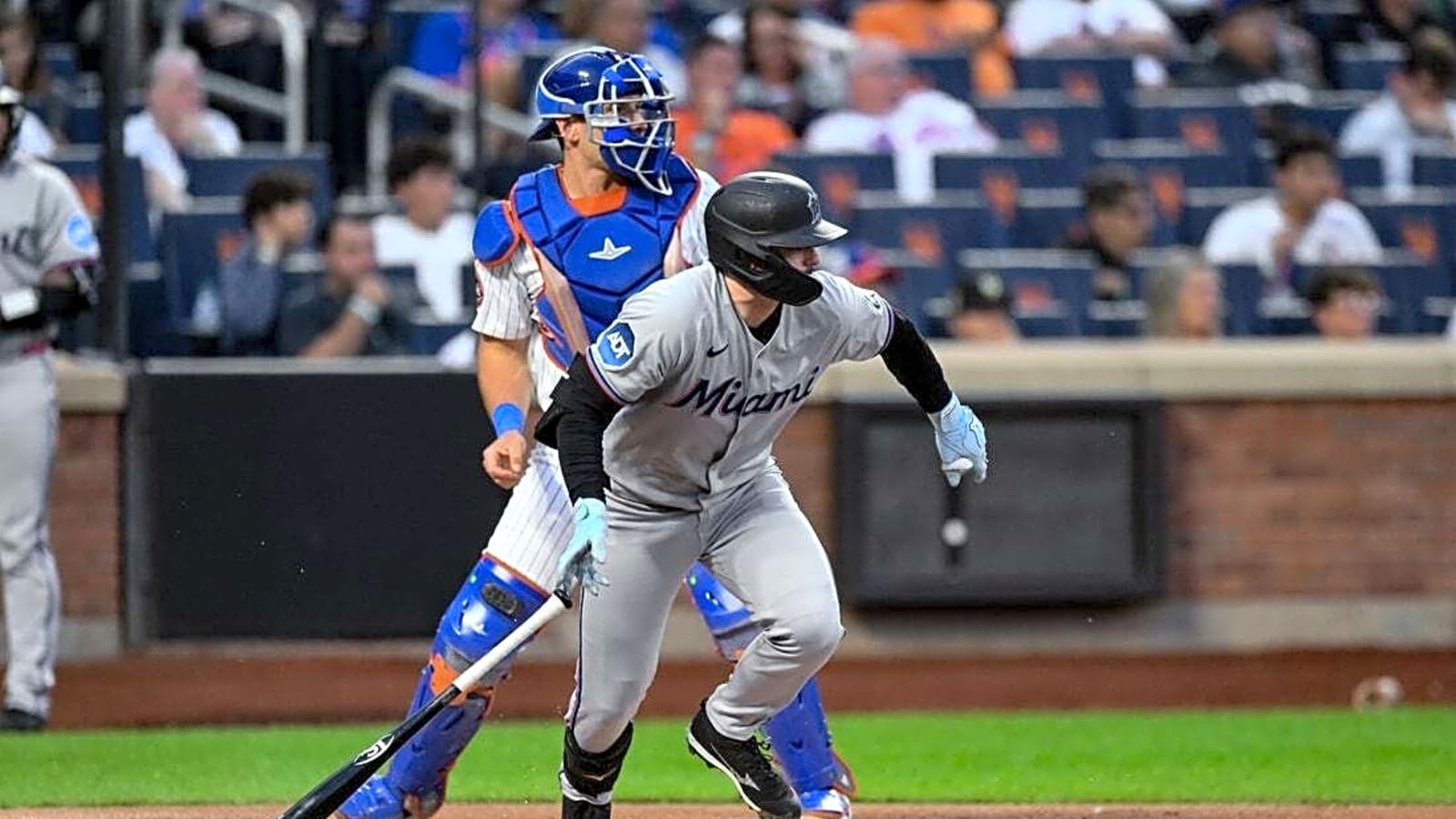 Sloppy defense costs Mets vs. Marlins