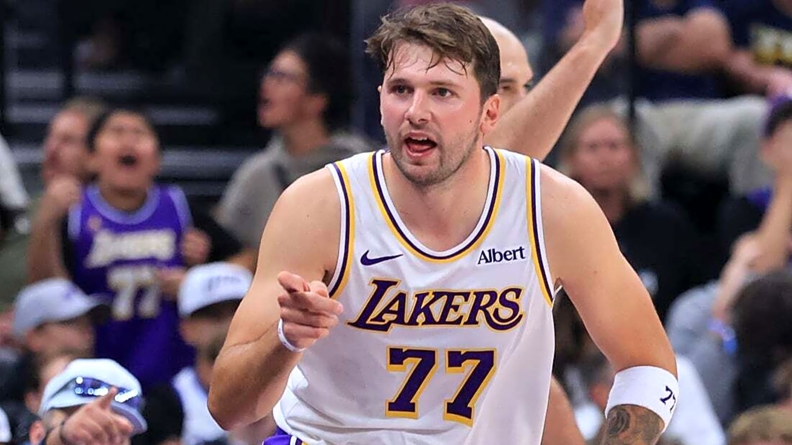 Luka Doncic, unbeaten Lakers host improved Trail Blazers