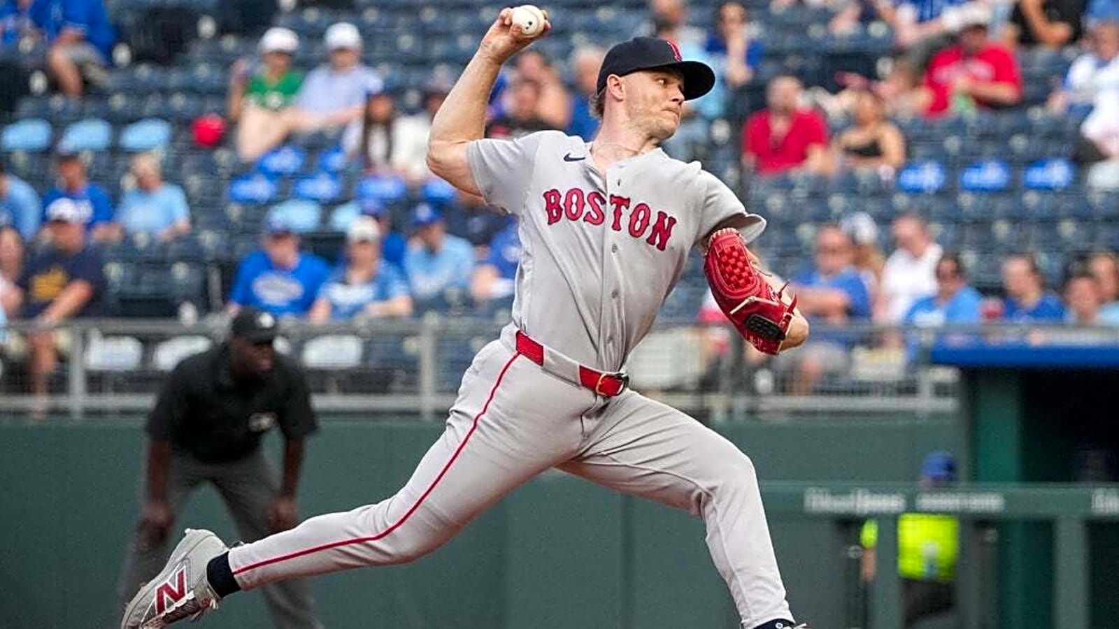 Sonny Gray's strong outing leads Red Sox past Royals