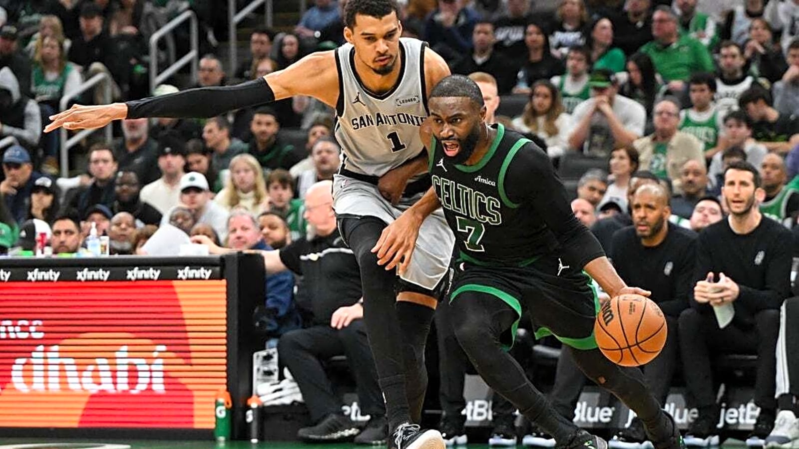 Victor Wembanyama, De’Aaron Fox score 21 each as Spurs top Celtics