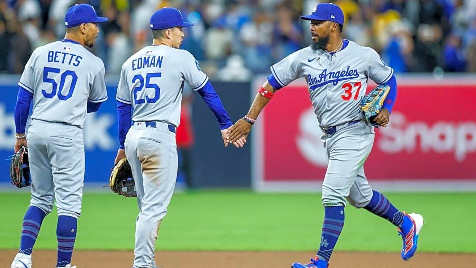 Dodgers look to land next punch in heavyweight battle with Padres