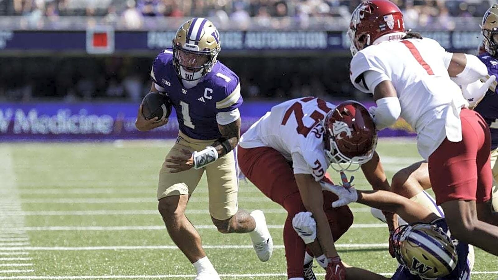 Demond Williams Jr. powers Washington past Washington State