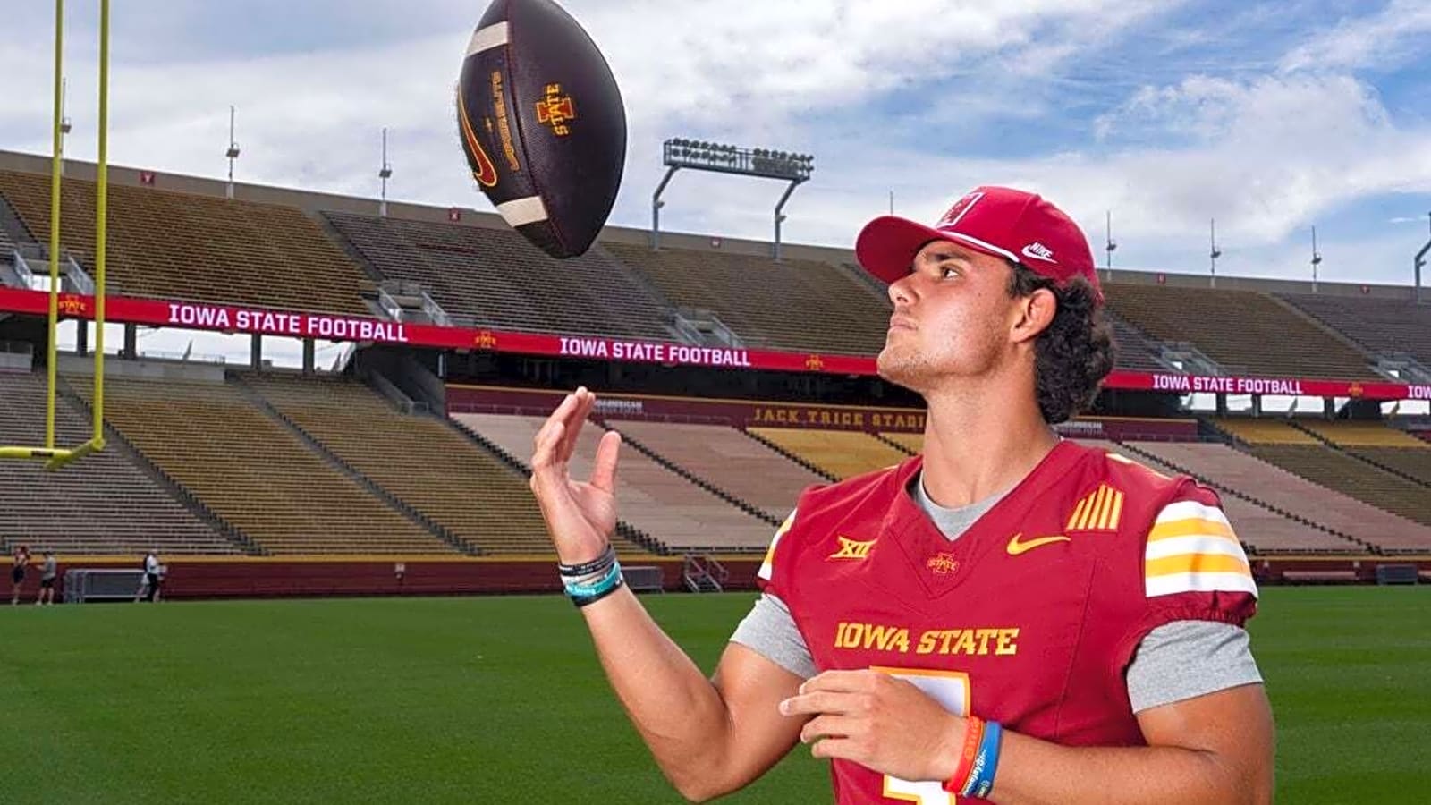 Ireland backdrop for K-State, Iowa State in international Farmageddon