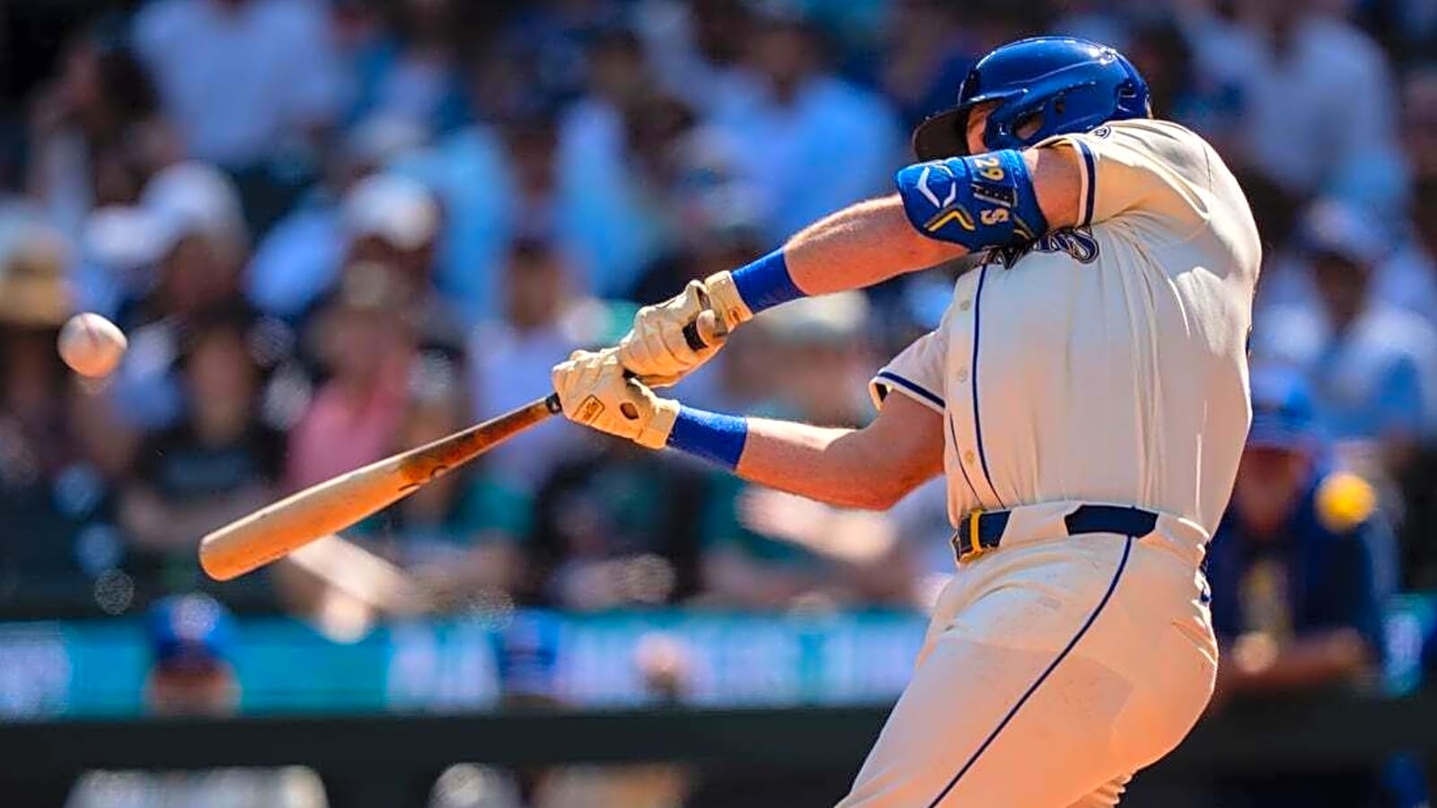 Cal Raleigh&#39;s record-setting day propels Mariners over A&#39;s