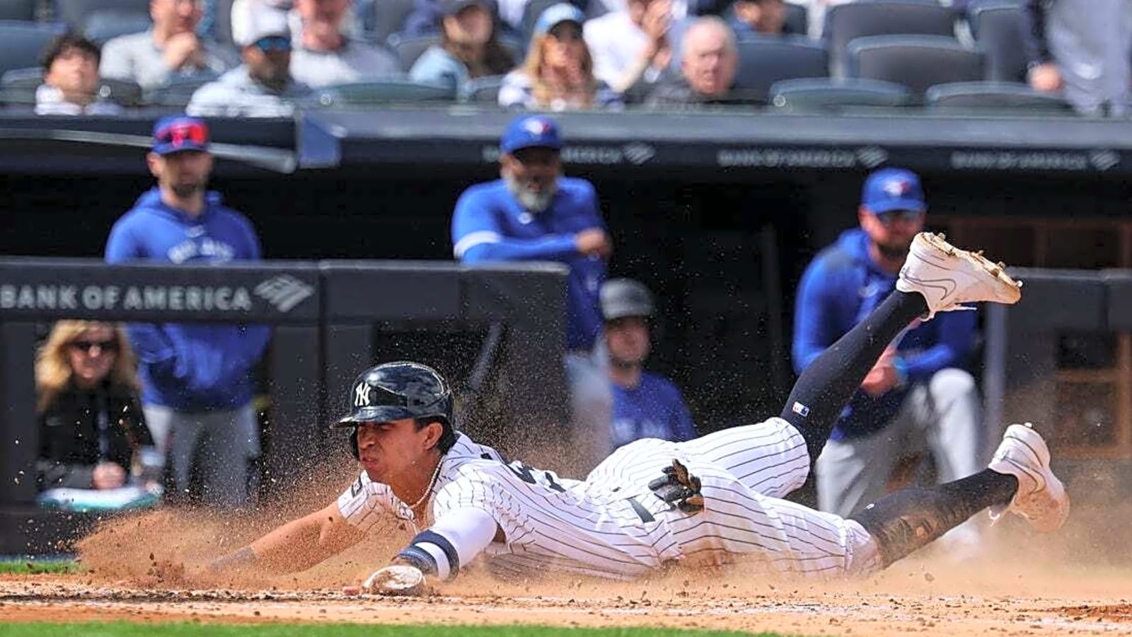 Yankees crush Blue Jays 11-2 to kick off doubleheader
