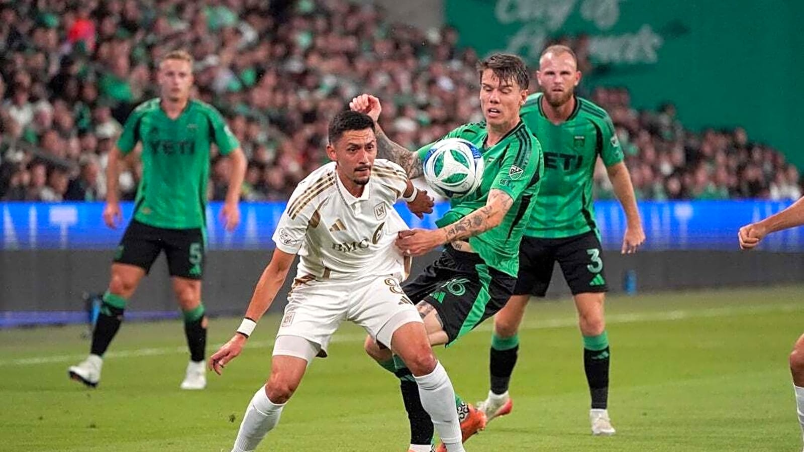 LAFC blows past Austin into Western Conference semis