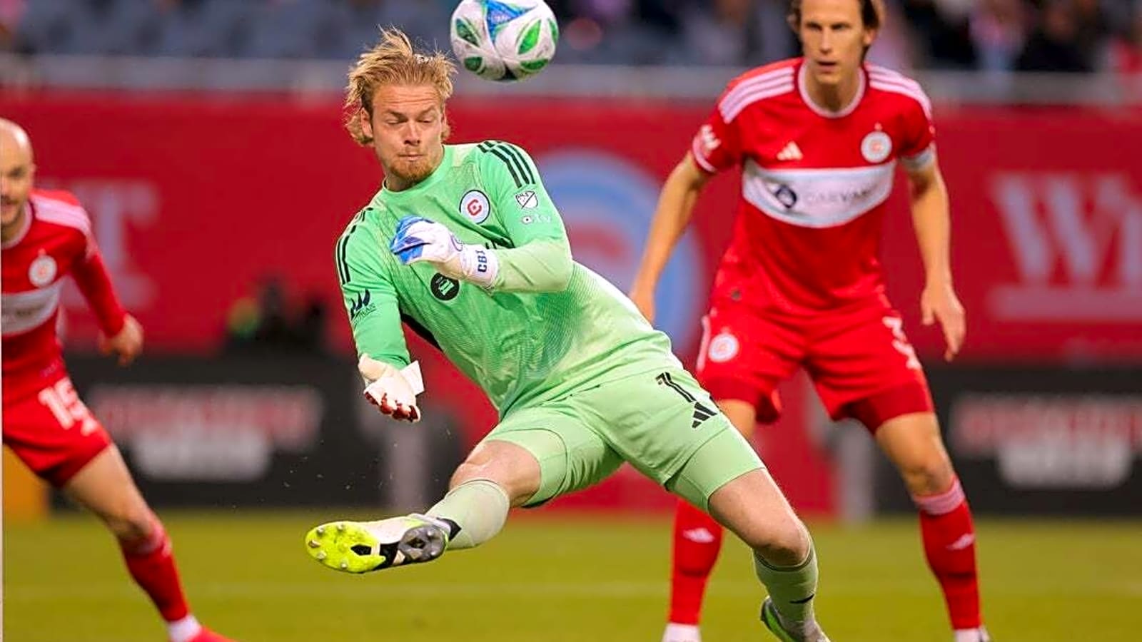 Pedro Gallese (8 saves), Orlando City earn draw vs. Fire