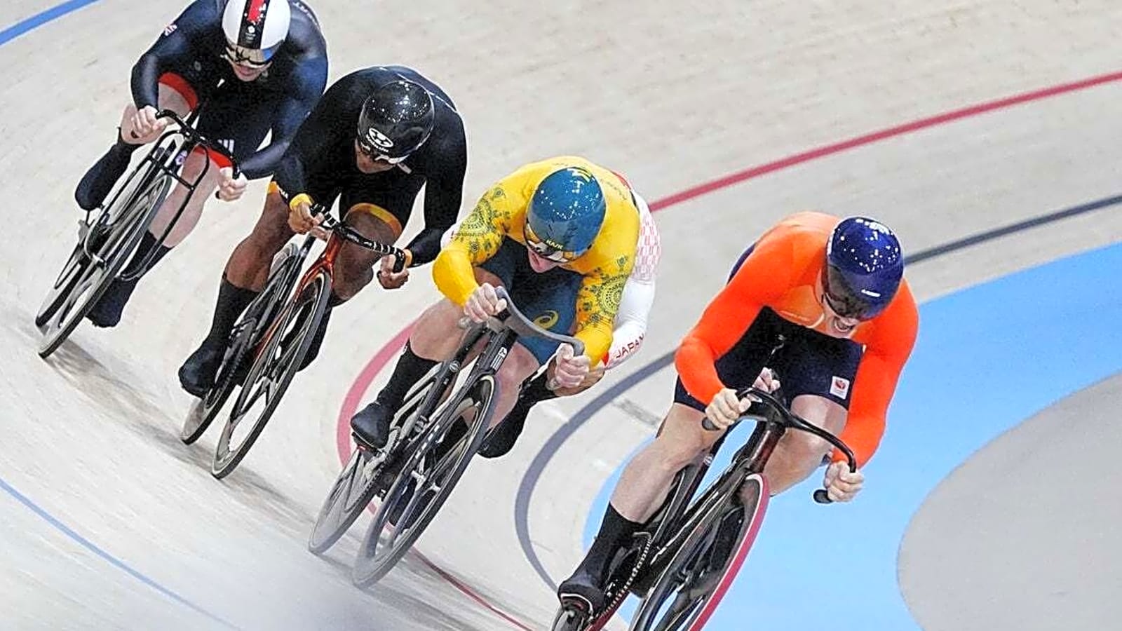 Ireland&#39;s Ben Healy wins Stage 6 of Tour de France