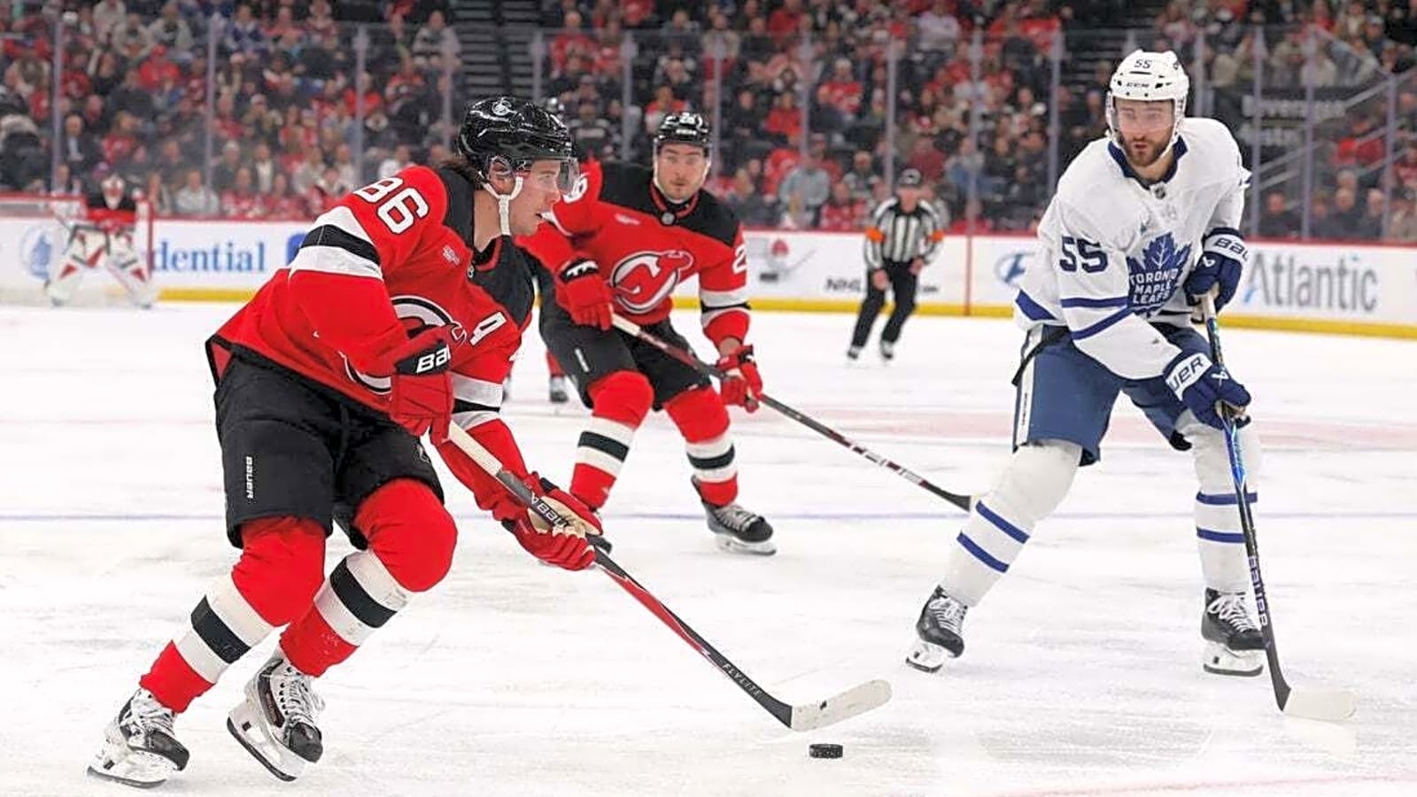 Devils keep Maple Leafs' skid going with shootout win
