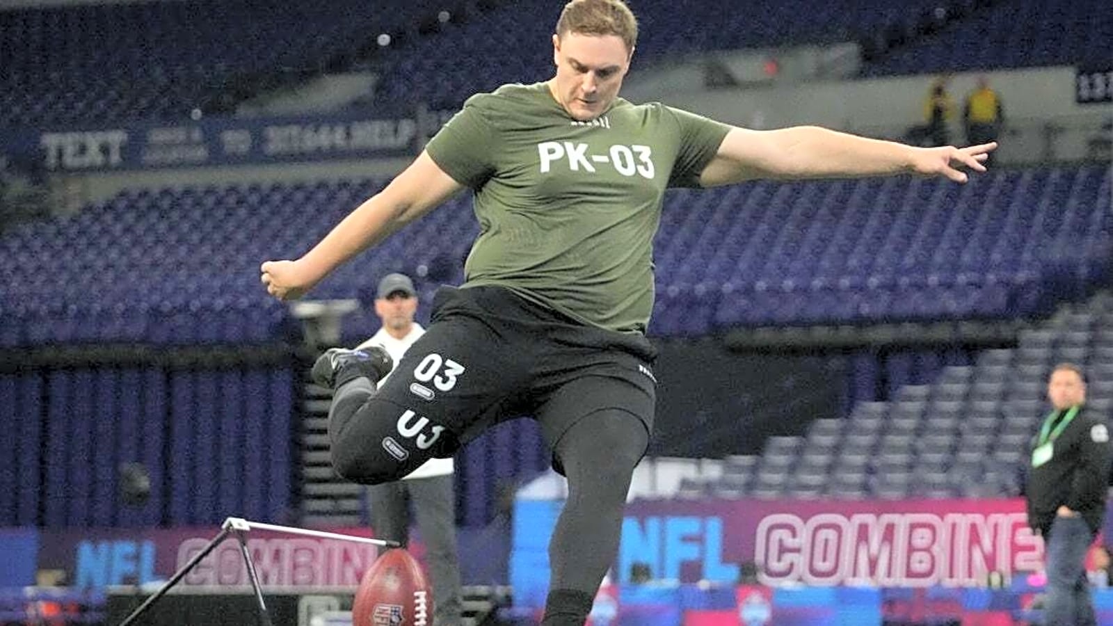 Jets sign UFL K Harrison Mevis, release K Anders Carlson