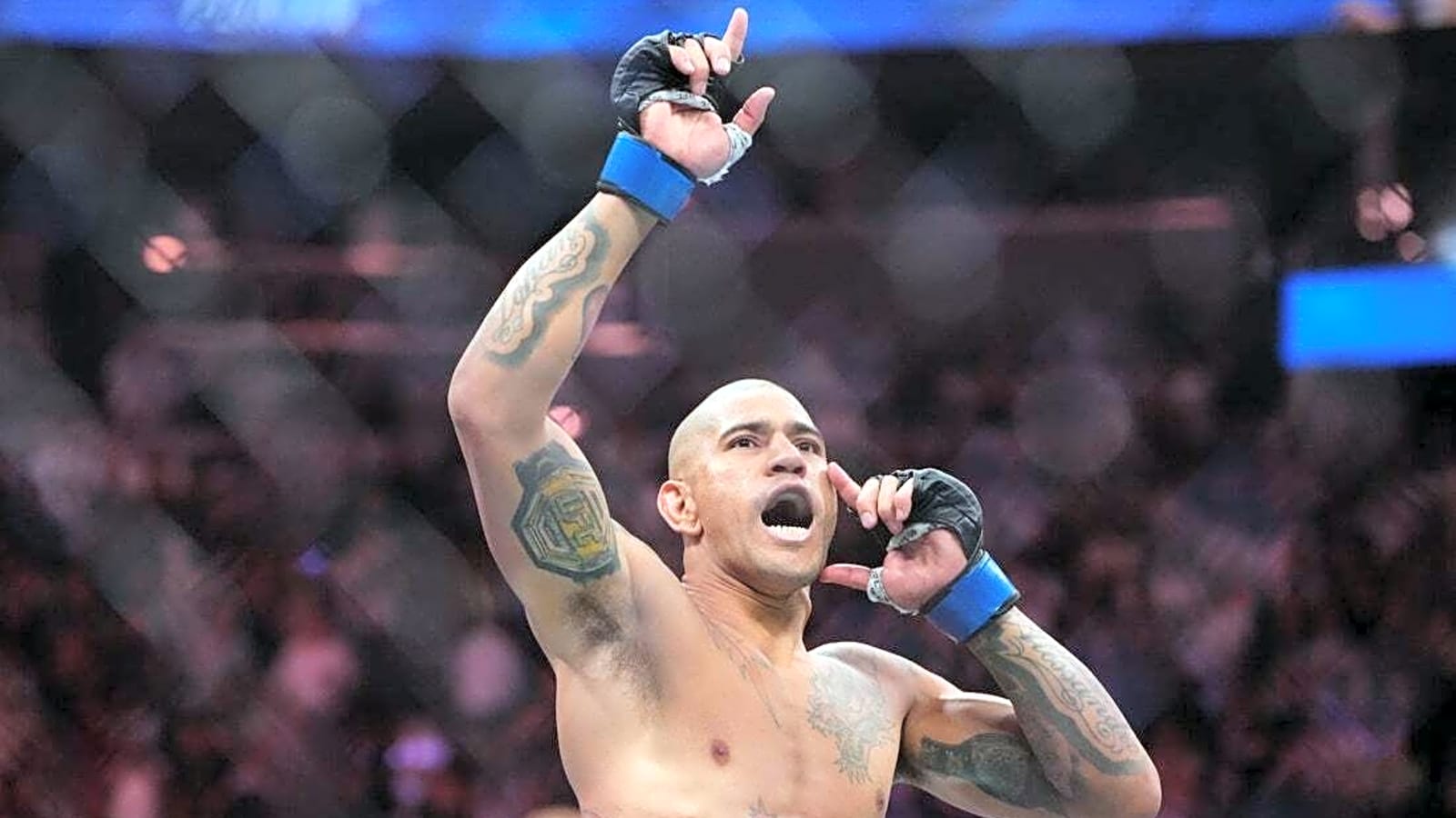 Alex Pereira vacates UFC light heavyweight title