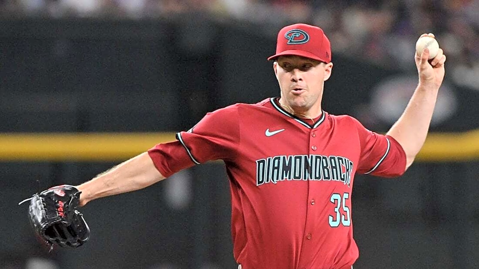 Diamondbacks bring back LHP Joe Mantiply to refresh bullpen