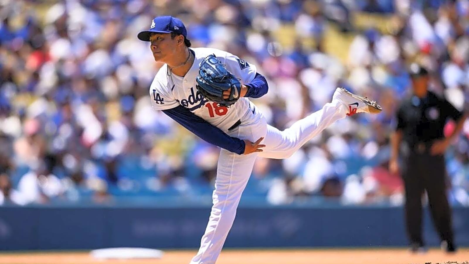 Yoshinobu Yamamoto, Dodgers cruise past Phillies