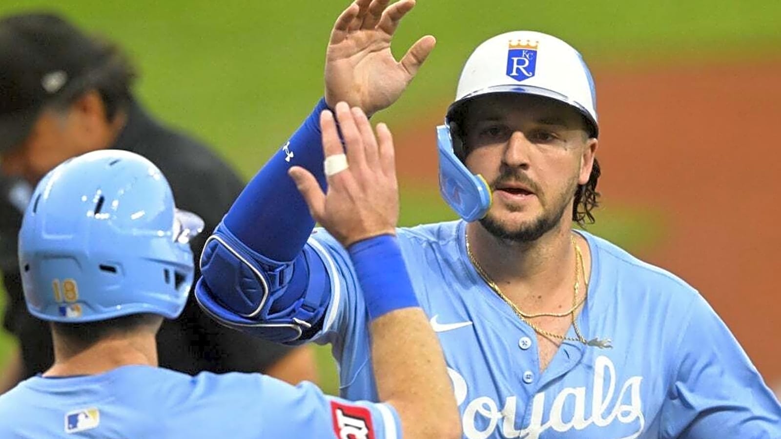 C.J. Kayfus&#39; 8th-inning blast seals Guardians&#39; series win over Royals