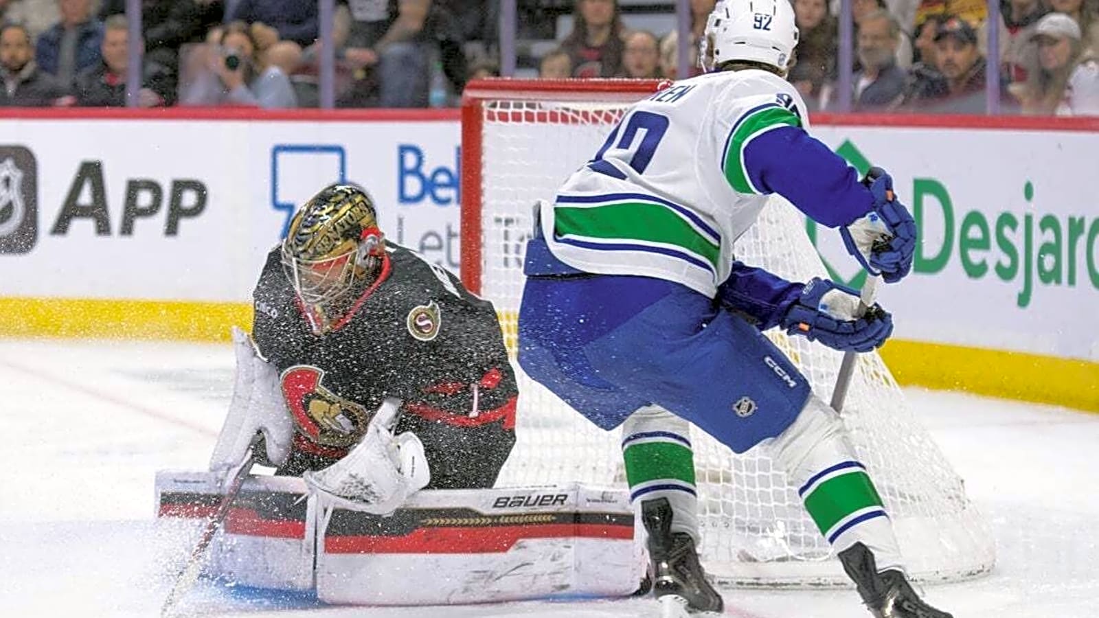 Senators snap 4-game losing streak as Canucks' skid rolls on