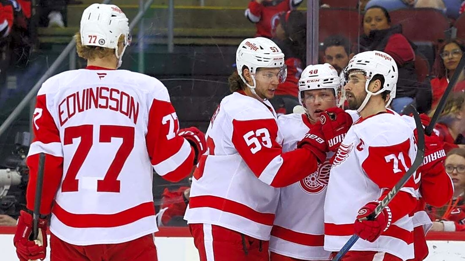 Red Wings top playoff-bound Devils to continue strong finish
