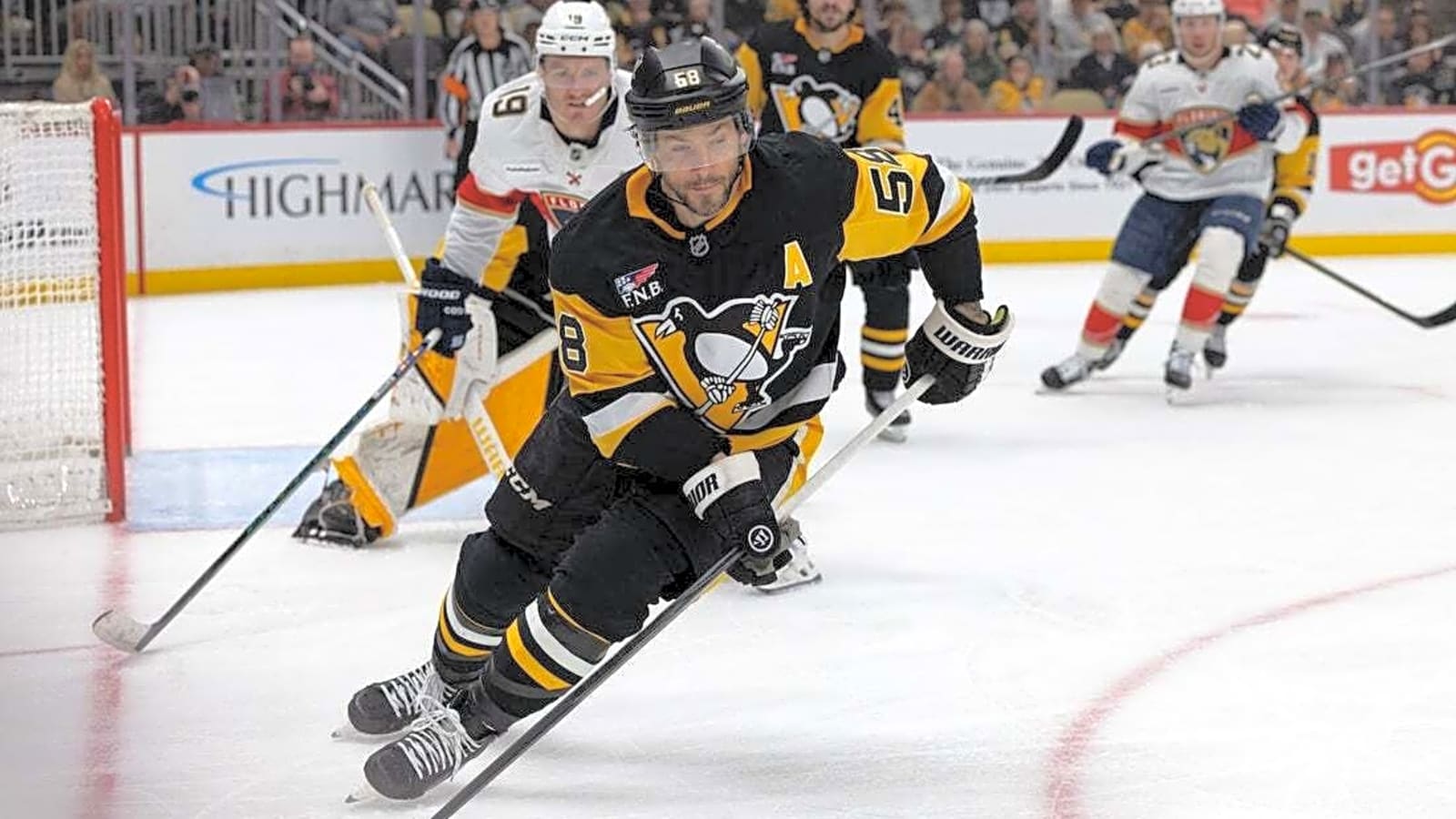 Penguins wallop Panthers behind big days from stars