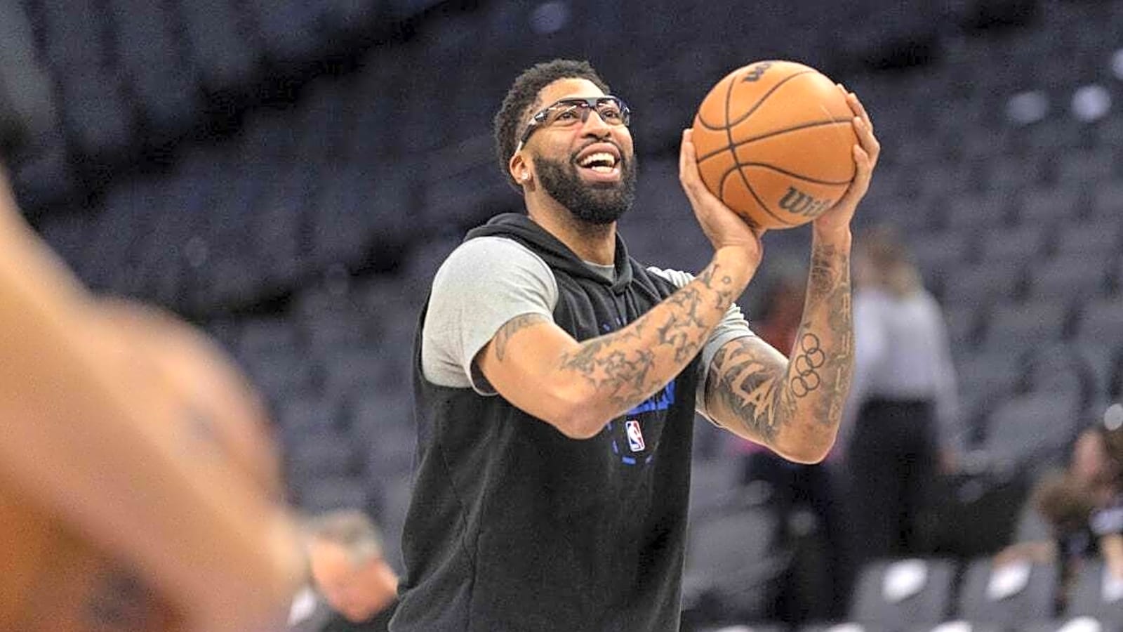 Wizards' Anthony Davis (hand) cleared for individual activities