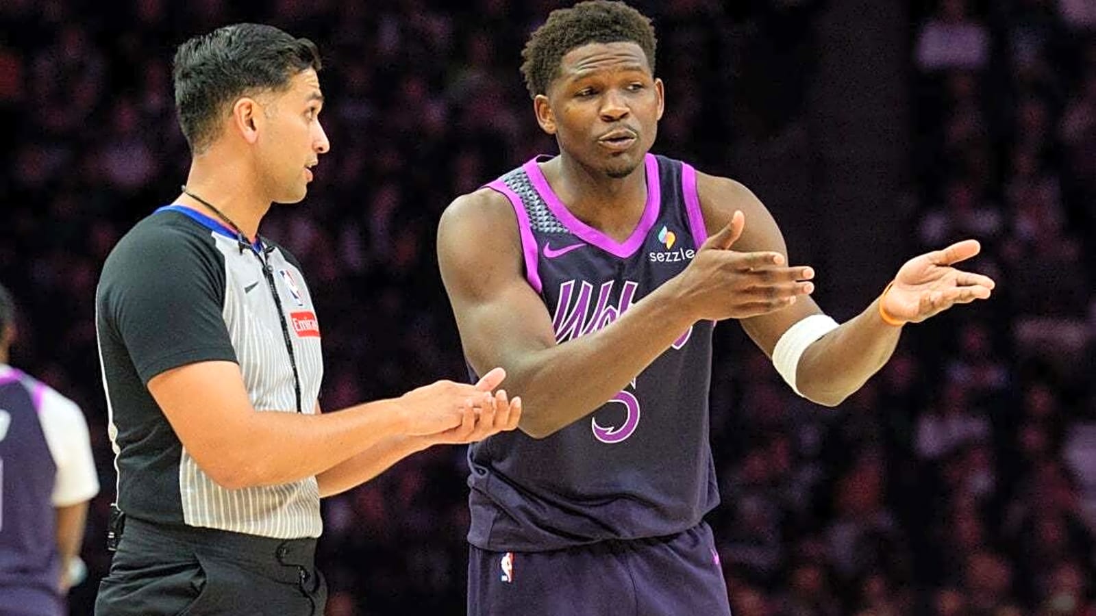 Anthony Edwards, Timberwolves too strong for Mavs