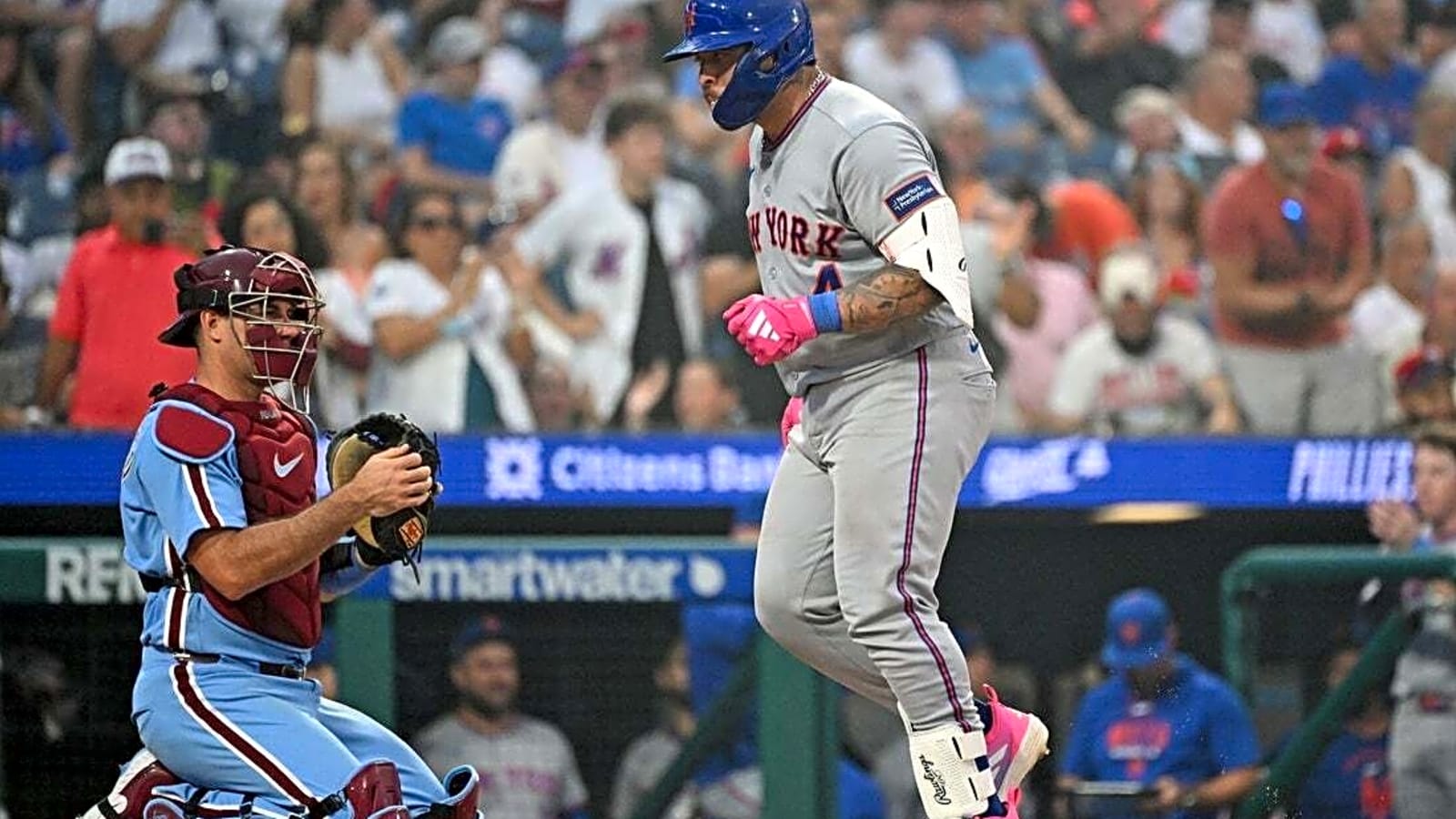 Mets' battery combines to take down rival Phillies