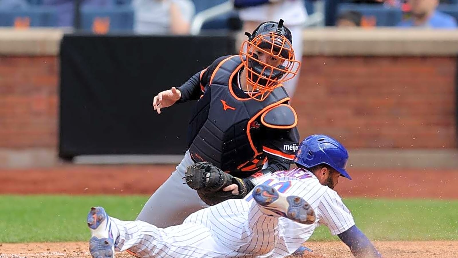 Nolan McLean, Juan Soto help Mets sweep tumbling Tigers